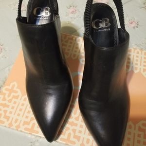 Black leather block heel pumps